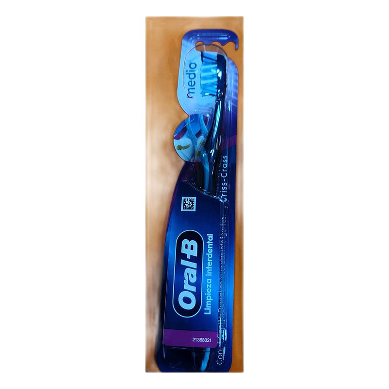 ORAL-B CEPILLO DENTAL CROSS